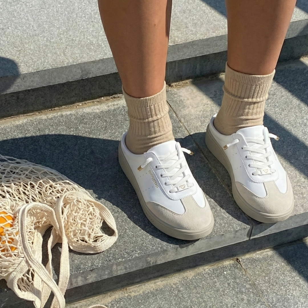 Dream Lace up mule